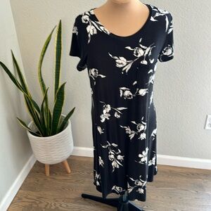 Casual tee dress. Size L